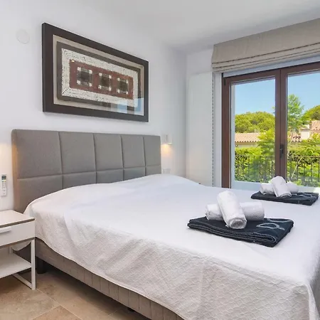 Amipa By Aguilarent *