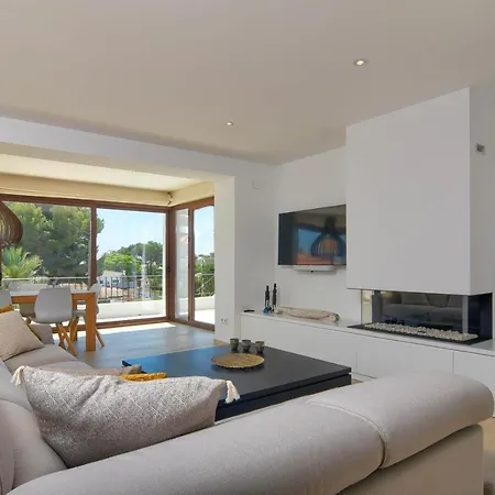 Amipa By Aguilarent Moraira